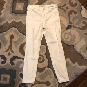 white hollister jeans